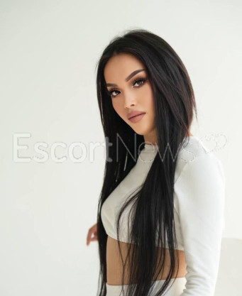 Photo escort girl Afina : the best escort service