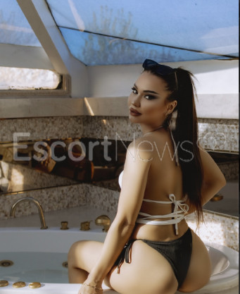 Photo escort girl Aleksandra: the best escort service